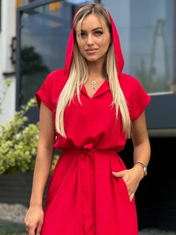 Sukienka z kapturem MARYLIAM – czerwona