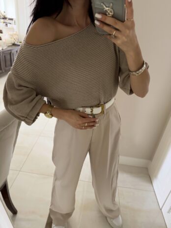 Sweter BONITO – beżowy By Me